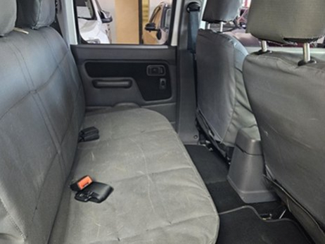 Nissan Hardbody Np300 2.5 Tdi 4x4 P/u D/c in Namibia