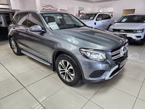 Mercedes-Benz Glc 220d in Namibia
