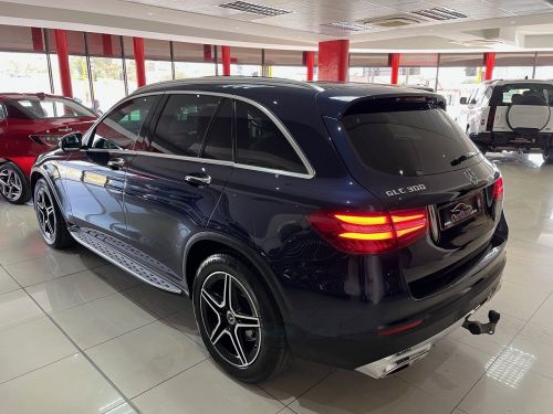 Mercedes-Benz Glc 300 in Namibia