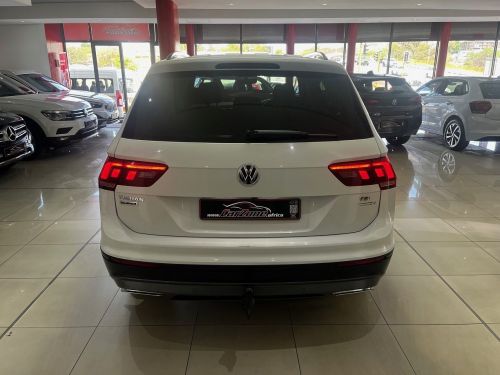 Volkswagen Tiguan Allspace 1.4 Tsi T/line Dsg in Namibia