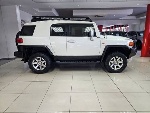 Toyota Landcruiser Fj 4.0 V6 Cruiser in Namibia