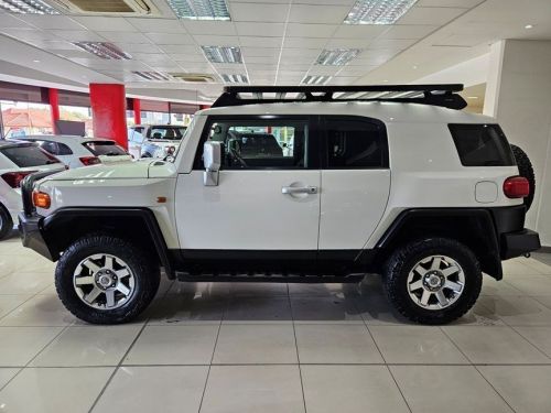 Toyota Landcruiser Fj 4.0 V6 Cruiser in Namibia