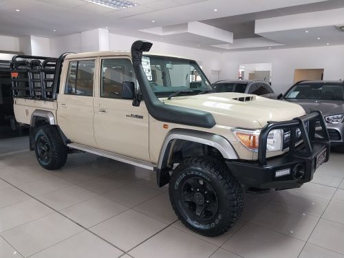 Toyota Landcruiser 79 4.0P P/U D/C in Namibia