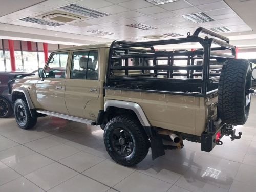 Toyota Landcruiser 79 4.0P P/U D/C in Namibia