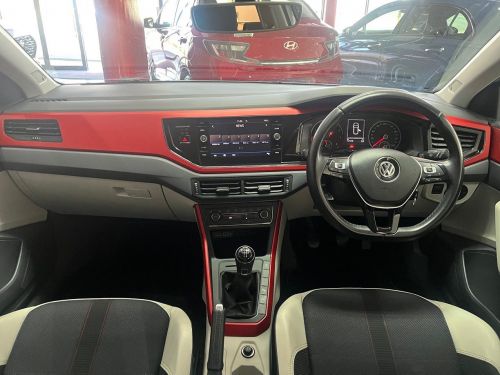 Volkswagen Polo 1.0 Tsi Comfortline in Namibia