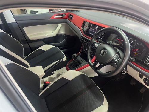 Volkswagen Polo 1.0 Tsi Comfortline in Namibia