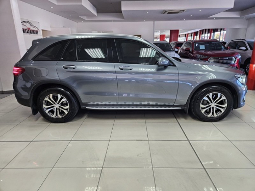 Mercedes-Benz Glc-class Glc 220d in Namibia