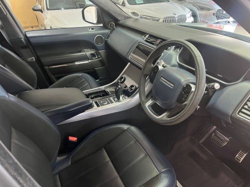 Land Rover Range Rover Sport 3.0 Hst in Namibia