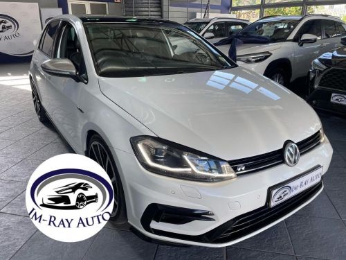 Volkswagen Golf Vii 2.0 Tsi R Dsg in Namibia