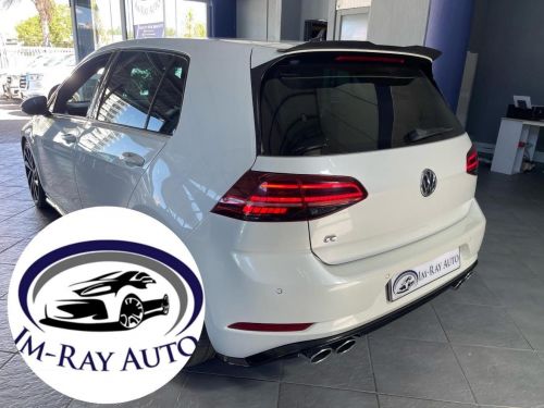 Volkswagen Golf Vii 2.0 Tsi R Dsg in Namibia