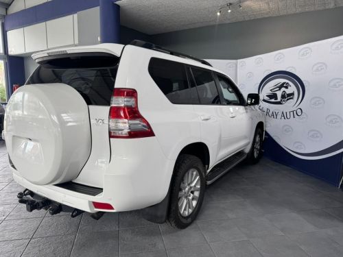 Toyota Prado VX 4.0 V6 A/T in Namibia