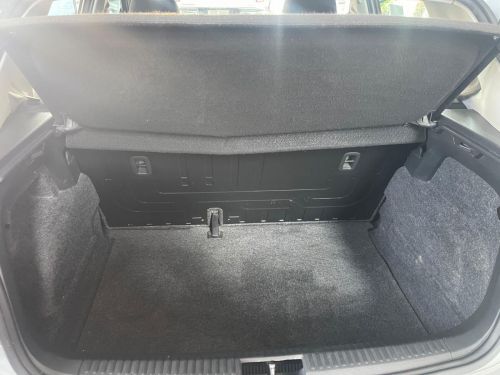 Volkswagen Polo Vivo 1.4 Comfortline in Namibia