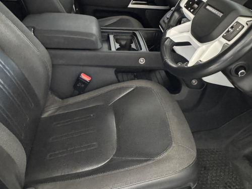 Land Rover Defender 110 P300 Se (221kw) in Namibia