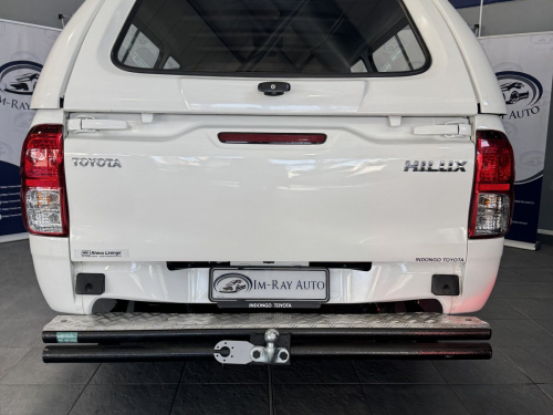 Toyota Hilux 2.0 Vvti A/C P/U S/C in Namibia