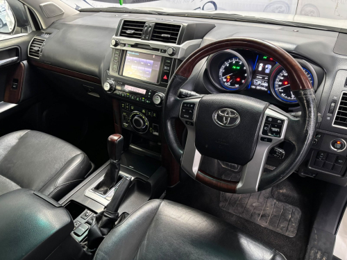 Toyota Prado Vx 4.0 V6 A/T in Namibia