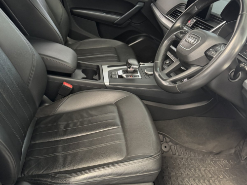 Audi Q5 2.0 Tdi Quattro Stronic in Namibia