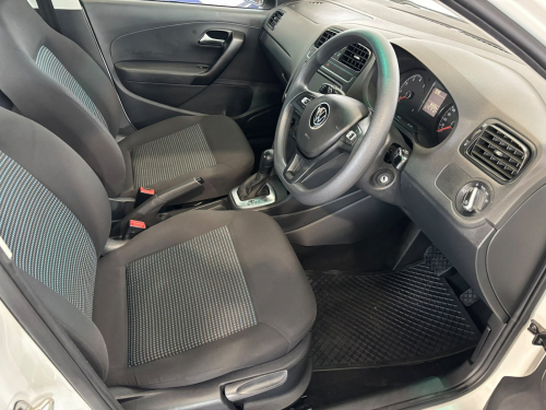Volkswagen Polo Vivo 1.6 Comfortline Tip (5Dr) in Namibia