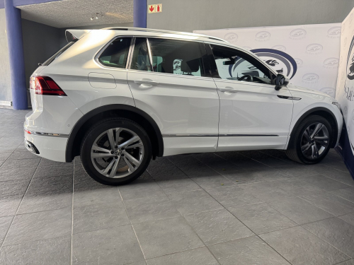 Volkswagen Tiguan 1.4 Tsi R-Line Dsg (110kw) in Namibia