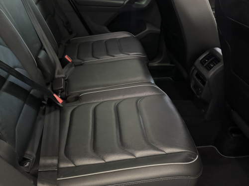 Volkswagen Tiguan 1.4 Tsi R-Line Dsg (110kw) in Namibia