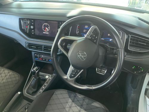 Volkswagen Taigo 1.0 Tsi R-Line Dsg in Namibia