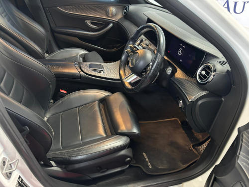 Mercedes-Benz E-class E 200 in Namibia