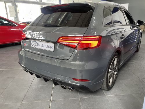Audi S3 Sportback Stronic (228kw) in Namibia