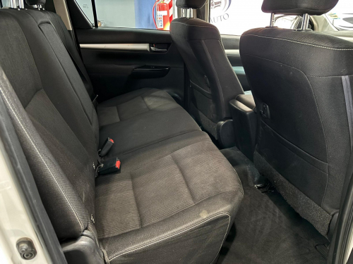 Toyota Hilux 2.8 Gd-6 Raider 4x4 A/T P/U in Namibia