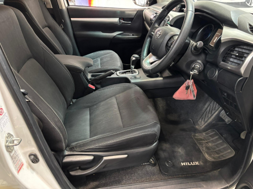 Toyota Hilux 2.8 Gd-6 Raider 4x4 A/T P/U in Namibia