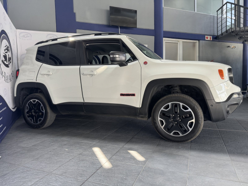 Pre-owned Jeep Renegade 2.4 Trailhawk Awd A/T for sale in 