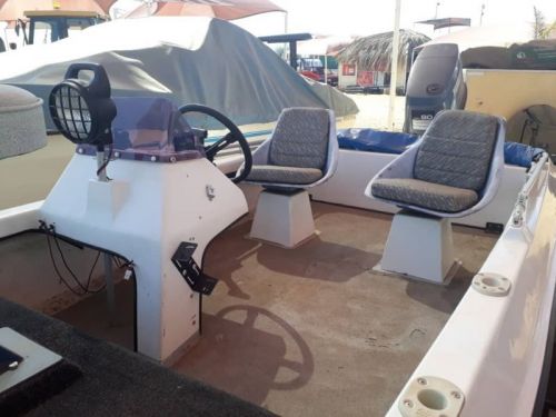  Bass Boat with 80Hp Yamaha and Trawling Motor in Namibia