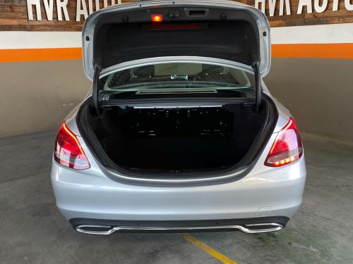 Mercedes-Benz C180 Exclusive in Namibia
