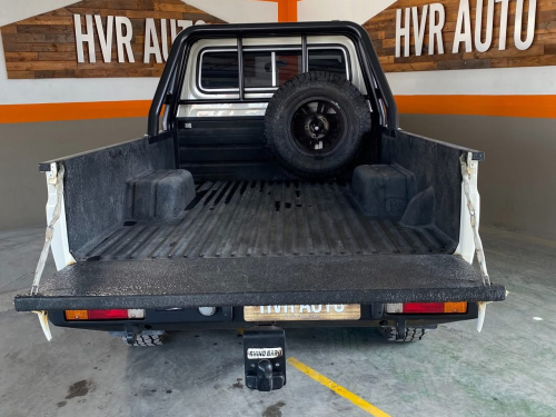 Toyota Land Cruiser 79 4.5D V8 in Namibia