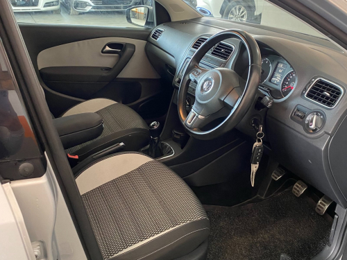 Volkswagen Polo Cross 1.6L in Namibia