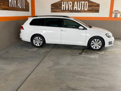 Volkswagen Golf 7 Variant TSI Bluemotion in Namibia