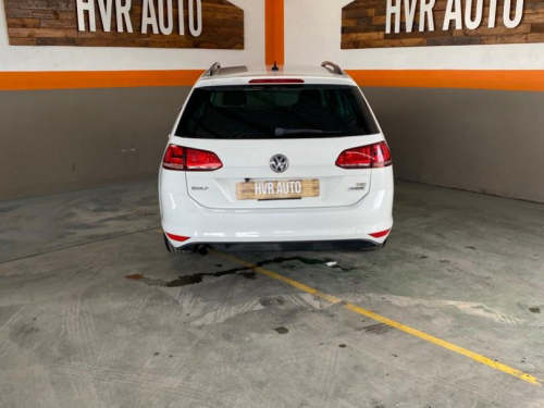 Volkswagen Golf 7 Variant TSI Bluemotion in Namibia