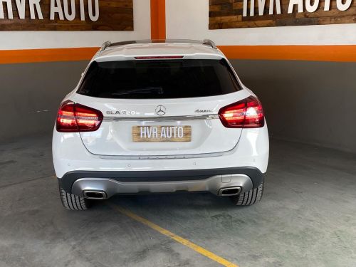 Mercedes-Benz GLA 220 4Matic in Namibia