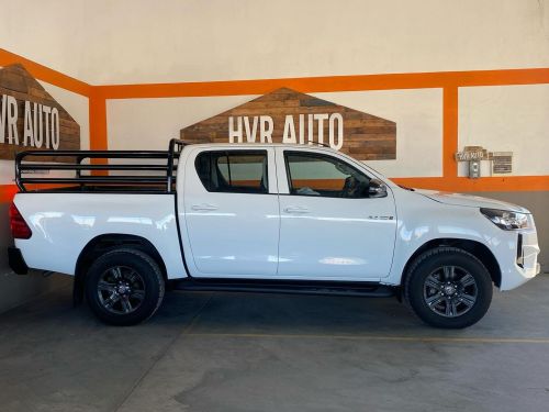 Toyota Hilux 2.4 GD-6 4X4 D/C in Namibia