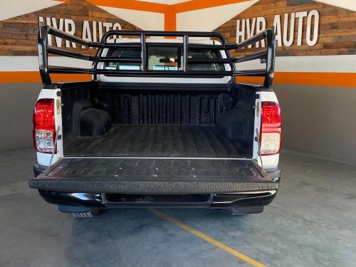 Toyota Hilux 2.4 GD-6 4X4 D/C in Namibia