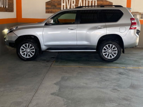 Toyota Land Cruiser Prado VX V6 in Namibia