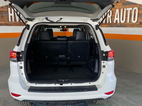 Toyota Fortuner 2.4 GD-6 in Namibia