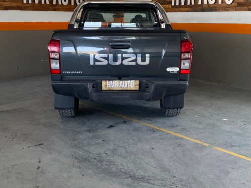 Isuzu KB240 4x4 in Namibia