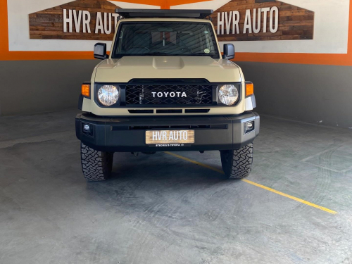 Pre-owned Toyota Land Cruiser 79 2.8GD-6 4x4 for sale in 