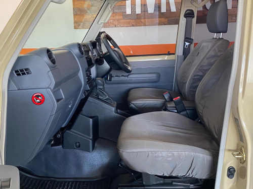 Toyota Land Cruiser 79 2.8GD-6 4x4 in Namibia
