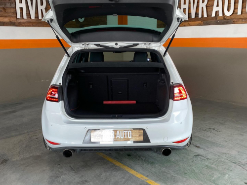 Volkswagen Golf 7 Gti 2.0L in Namibia