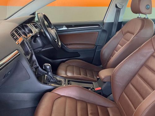 Volkswagen Golf 7 Variant 1.4 TSI Bluemotion in Namibia