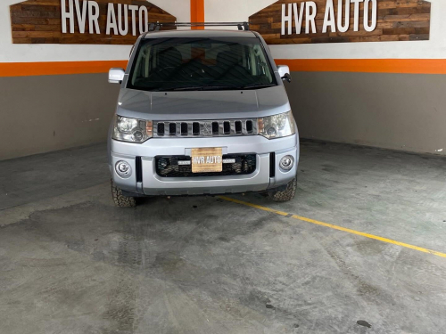 Mitsubishi Delica 2.2L Diesel 4x4 in Namibia