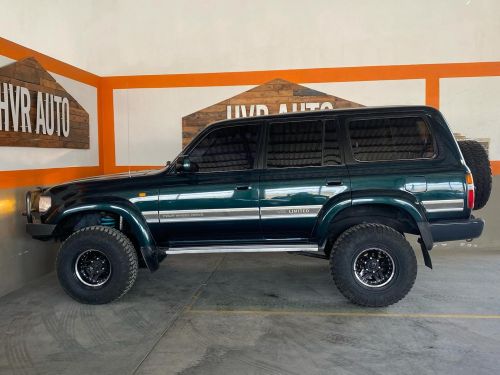 Toyota Land Cruiser VX 80 Series 4.5 EFI AWD in Namibia