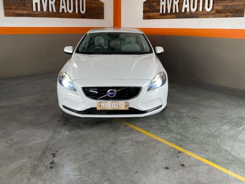 Volvo V40 T4 in Namibia