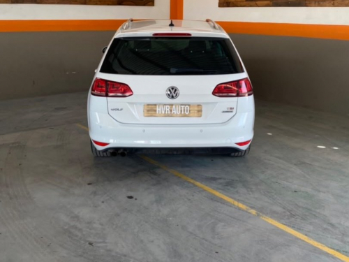 Volkswagen Golf 7 Variant TSI Bluemotion in Namibia