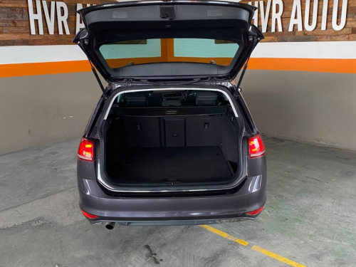 Volkswagen Golf Variant 1.2 in Namibia